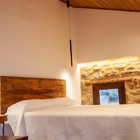 Casa Sanui. Turistics Rurals Estorm
