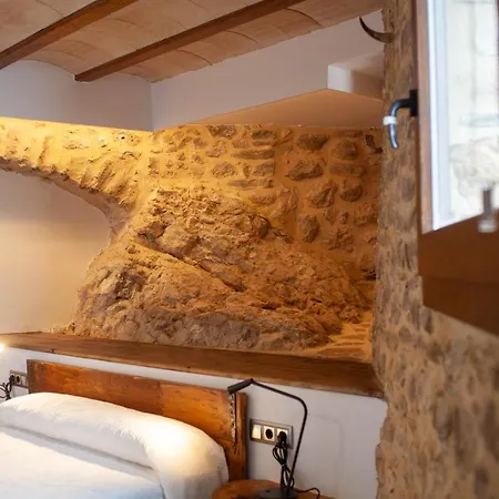 Casa Sanui. Turistics Rurals * Estorm
