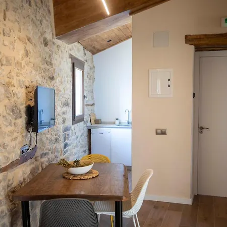 Casa Sanui. Turistics Rurals Apartment *