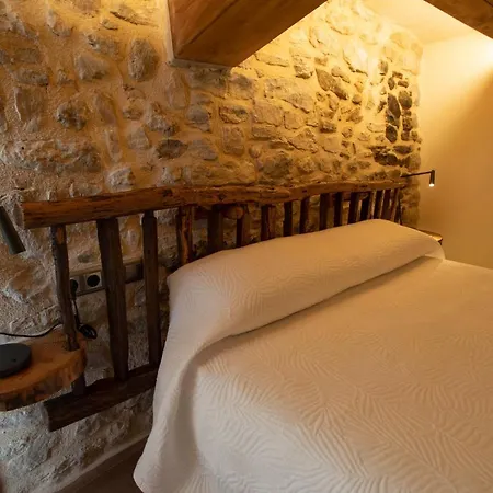 Casa Sanui. Turistics Rurals Apartment Estorm
