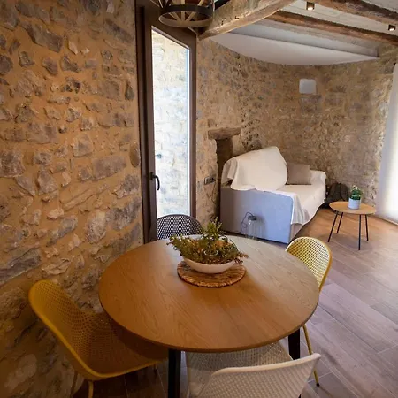 Casa Sanui. Turistics Rurals * Estorm
