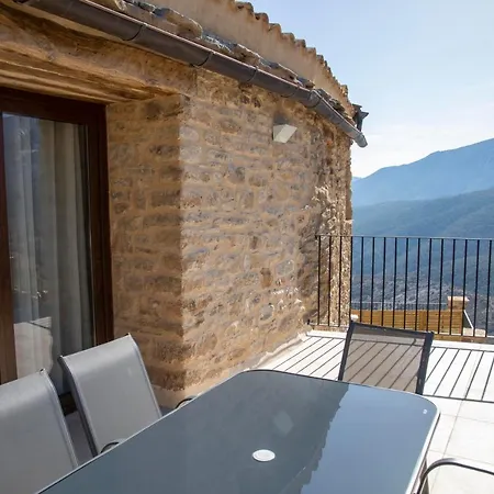 Casa Sanui. Turistics Rurals