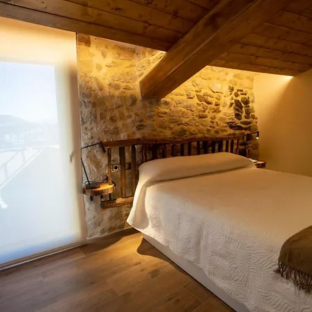 Casa Sanui. Turistics Rurals * Estorm