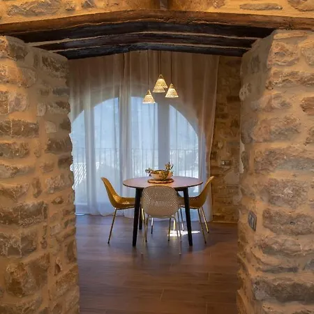 Casa Sanui. Turistics Rurals Apartment *