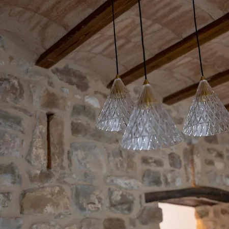Casa Sanui. Turistics Rurals Estorm