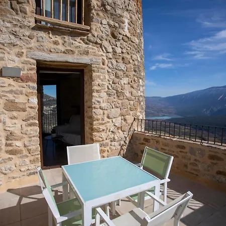 Casa Sanui. Turistics Rurals Estorm