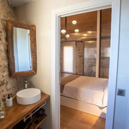 Casa Sanui. Turistics Rurals * Estorm