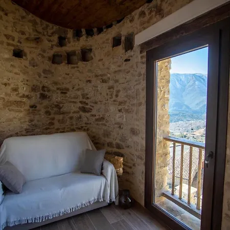 Casa Sanui. Turistics Rurals Apartment *